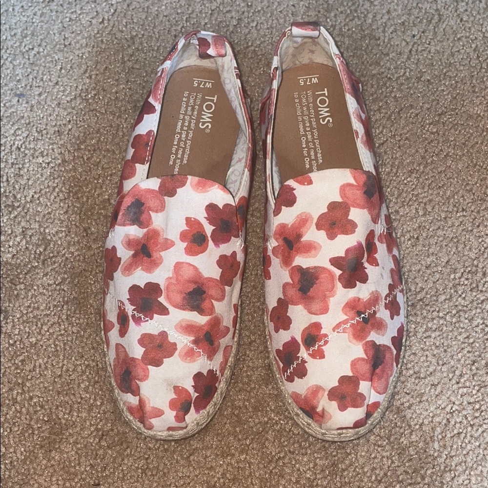 Toms Red and White Espadrilles Floral Canvas Slip-Ons